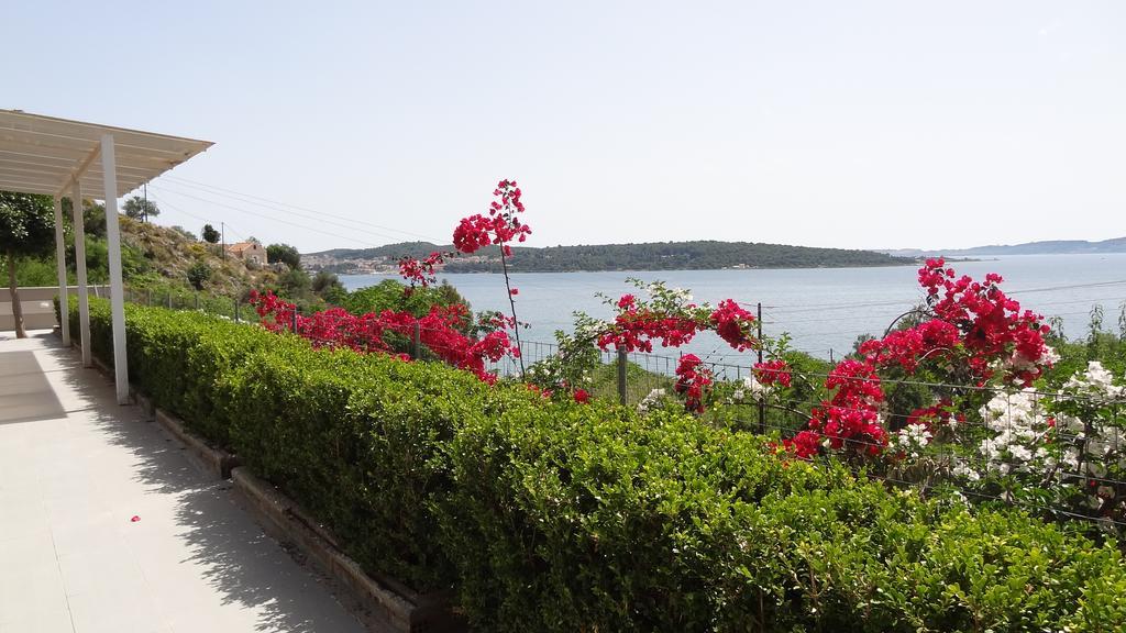 Melina Apartments Pool View Argostoli  Buitenkant foto